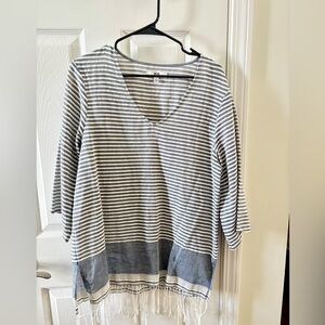 EE etcetera fringed top in striped fabric with 3/4 sleeves size M